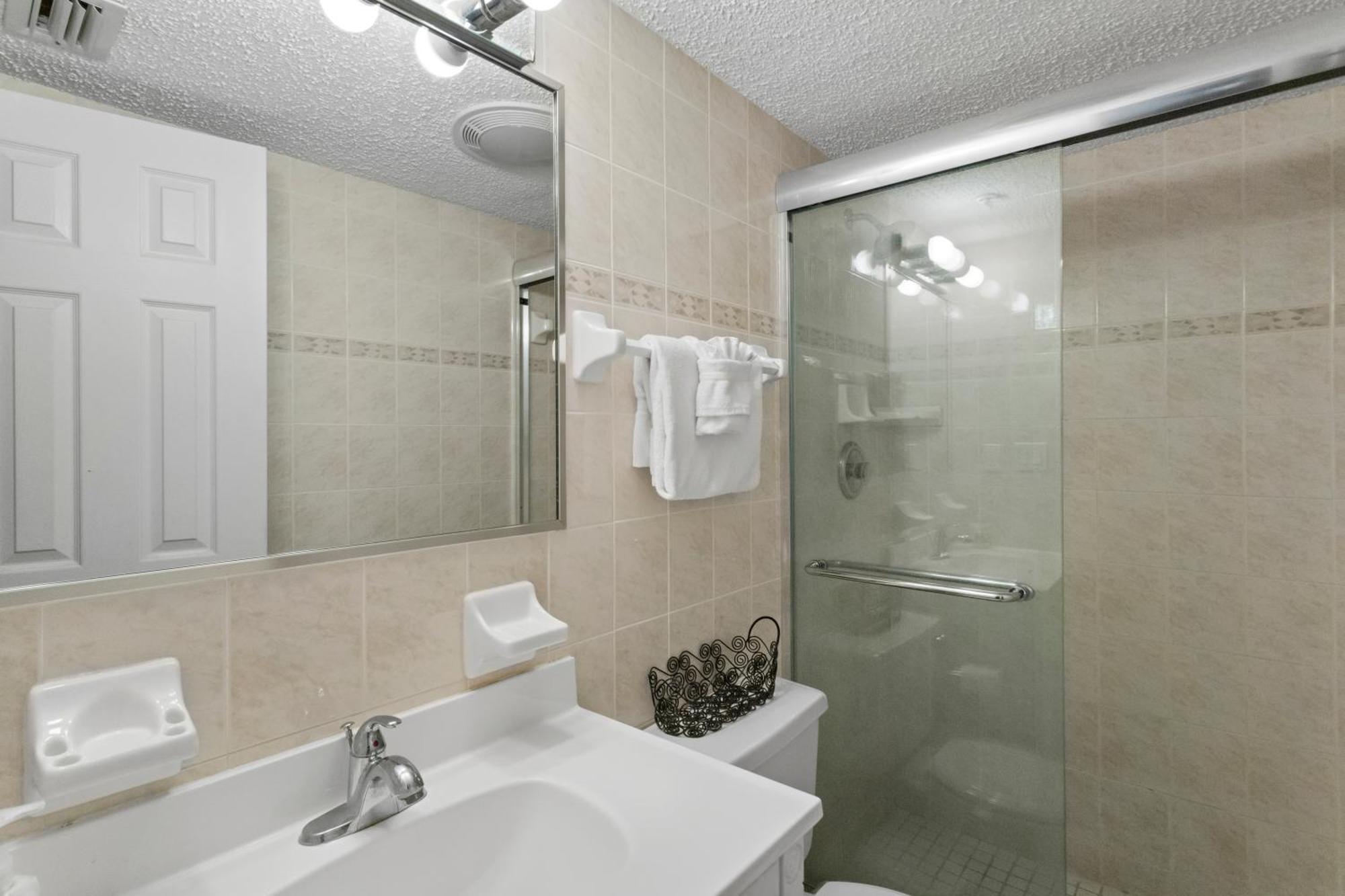 Fifty Gulfside Condominiums Клиъруотър Бийч Екстериор снимка
